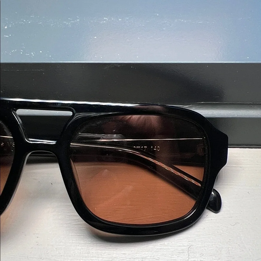 VEHLA Black Dixie Sunglasses - Picture 8 of 8